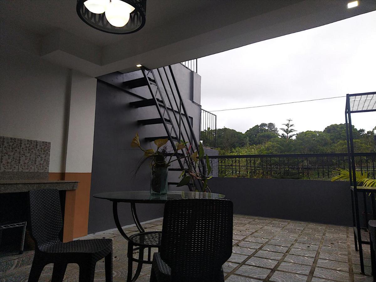 Jil's Apartelle Tagaytay City Bagian luar foto